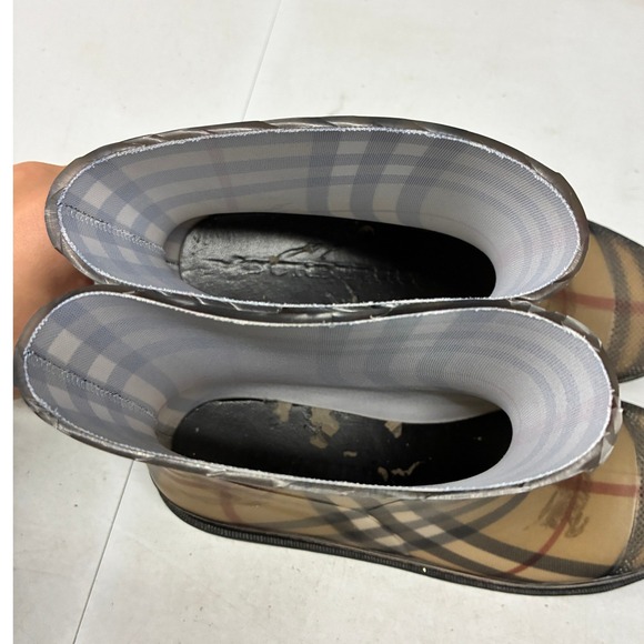 Burberry Women's IT 38 Rain Boots Nova Check Ankle Beige Black Red Rubber - Picture 10 of 15